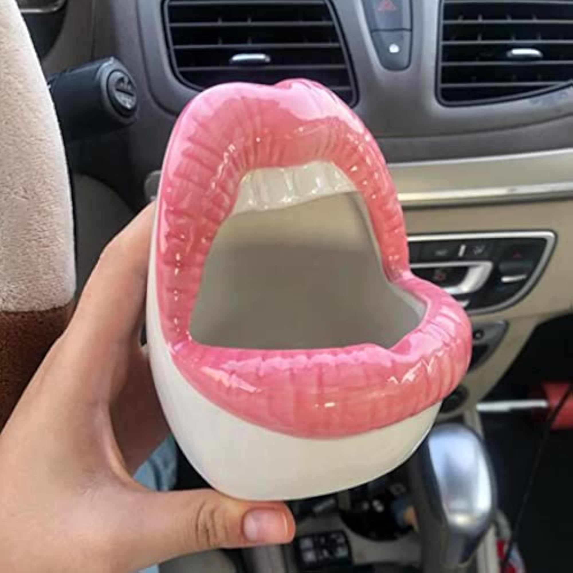 Losa Lips Ceramic Ashtray Boyfriend Gift